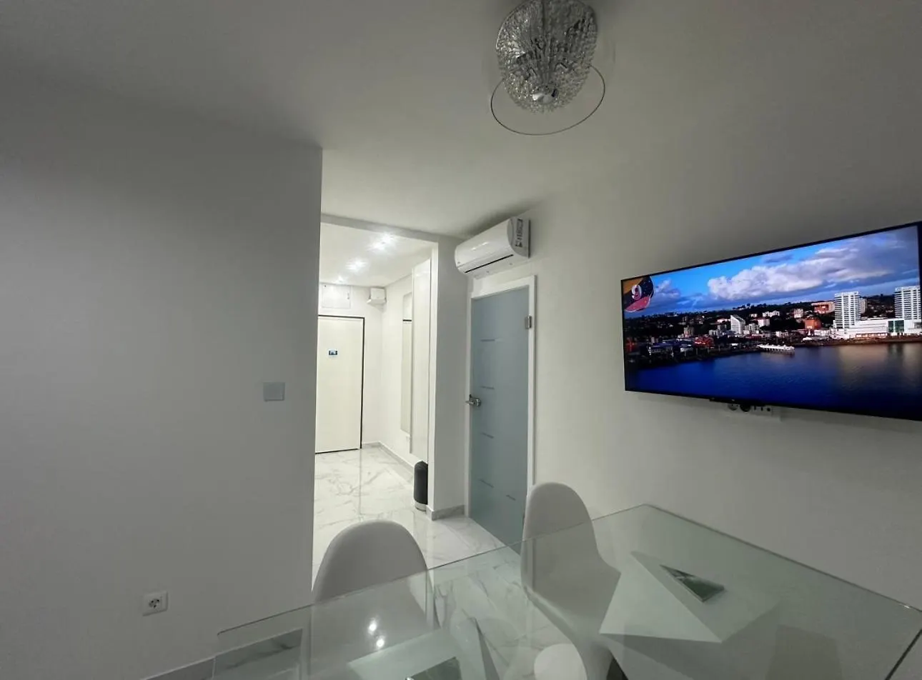 Galaxy - Futuristic Apartment 斯普利特 0*,